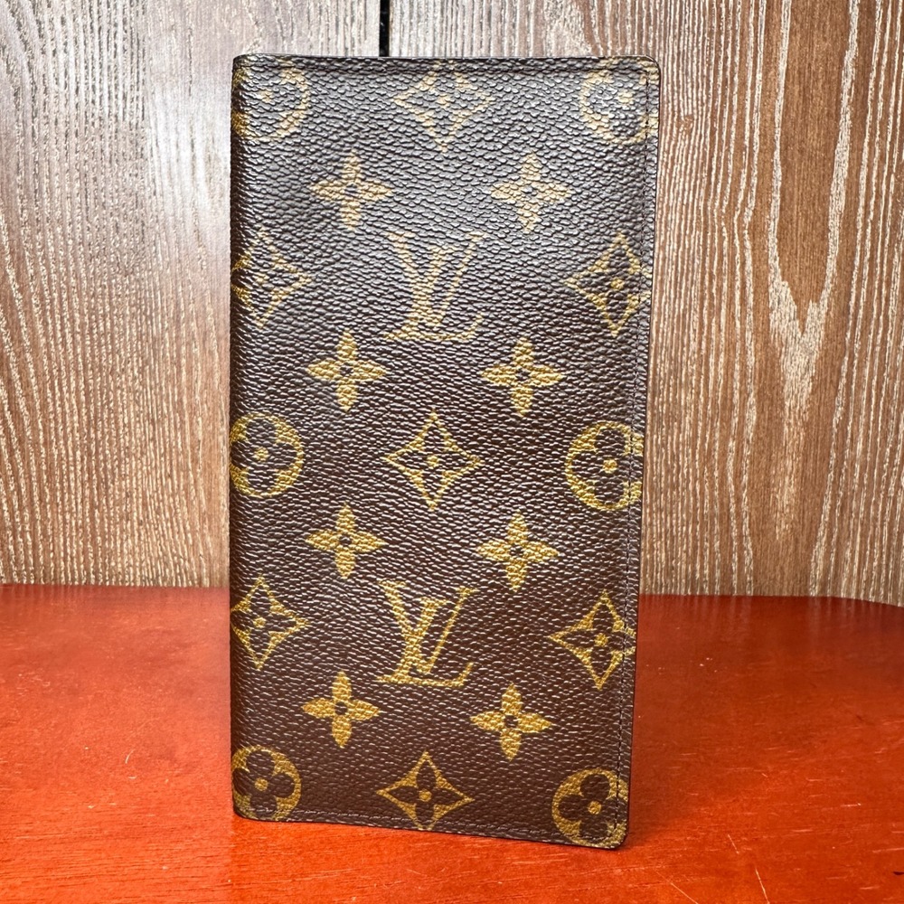 Louis Vuitton Monogram Long Wallet Bifold Card Holder Made in France Brown FLAW